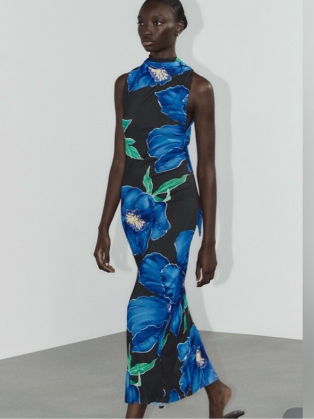 Zara Blue Floral Open Back Halter Maxi Dress NWT Size S 5644/209